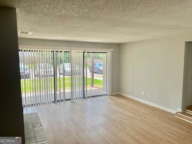 Building Photo - 3575 Oakvale Rd