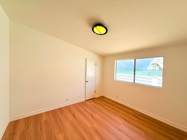 Building Photo - Fantastic Single Story 3 bed - 3 bath with backyard in Malibu - Topanga Beach Area