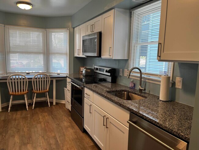 Building Photo - 349 Asbury Ave
