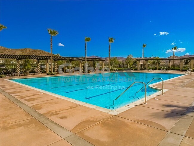 Building Photo - 30000 N Camino los Robles