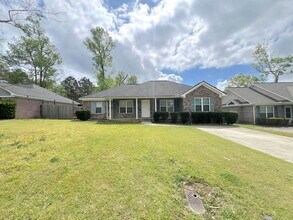 Building Photo - Spacious 4BR/2BA Home – Minutes from Fort Eisenhower!