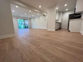 Building Photo - 5460 White Oak Ave