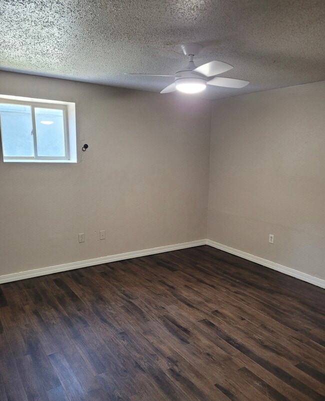 Building Photo - 815 N Pleasant St