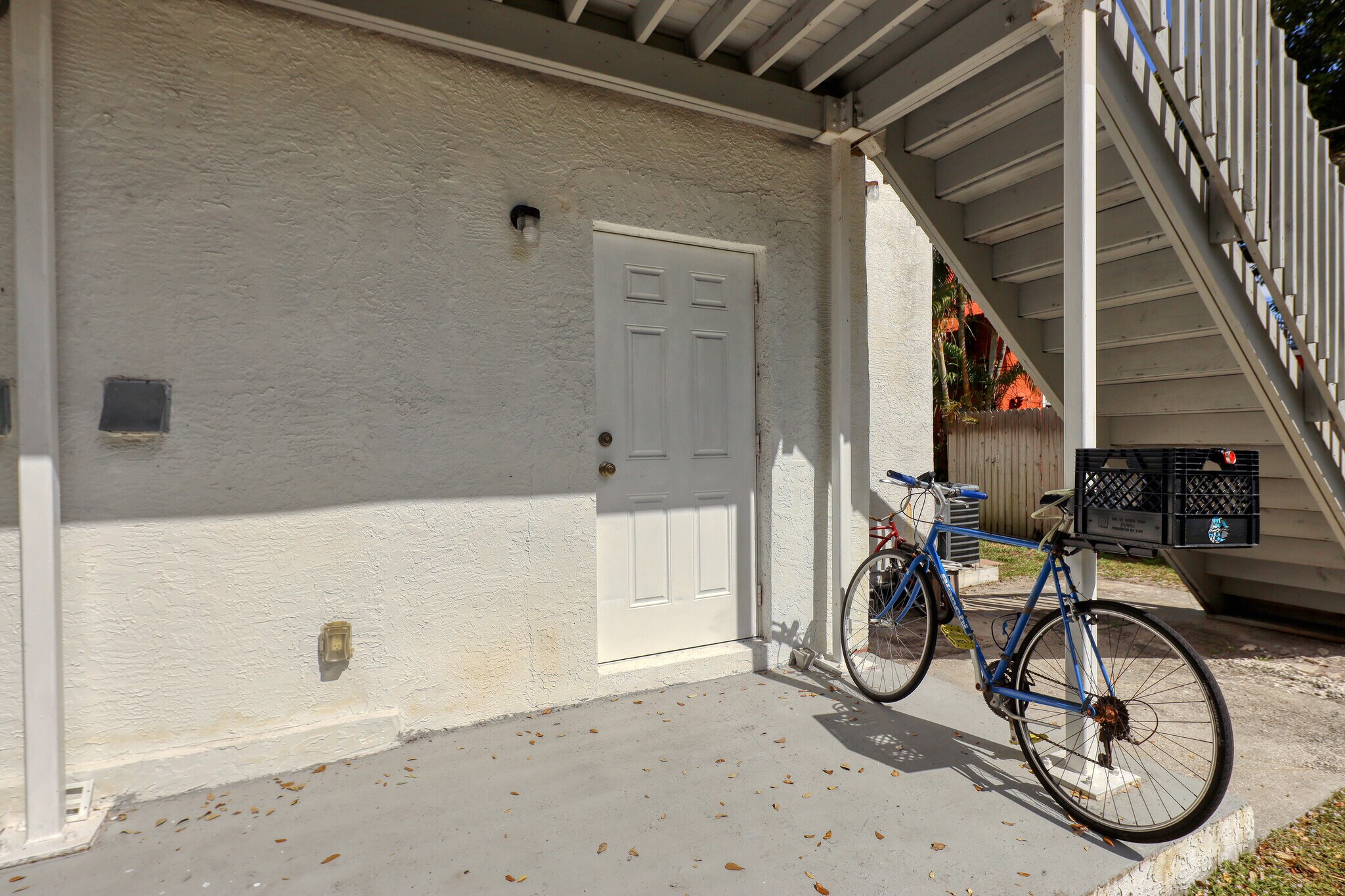 Back Patio - 518 Biscayne Dr