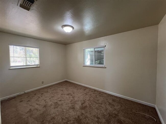 Building Photo - 4741 San Juan Ave