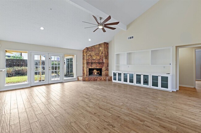 Building Photo - 10735 Kitty Brook Dr
