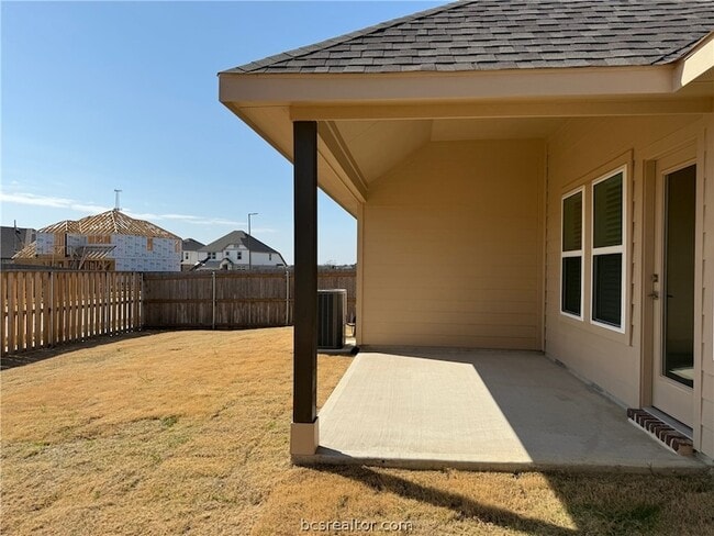 Building Photo - 6222 Greenville Dr