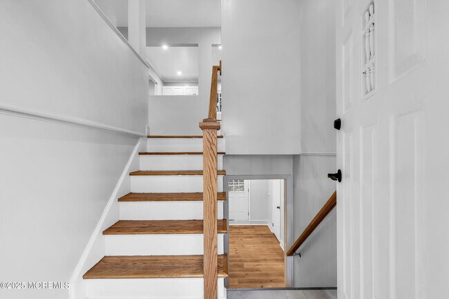 Building Photo - 47 Beam Ave