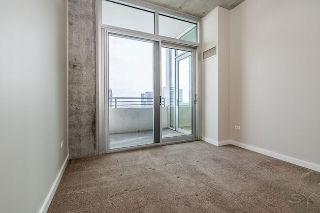 Building Photo - 1720 S Michigan Ave