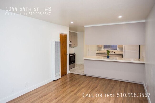 Building Photo - 1044 54th St