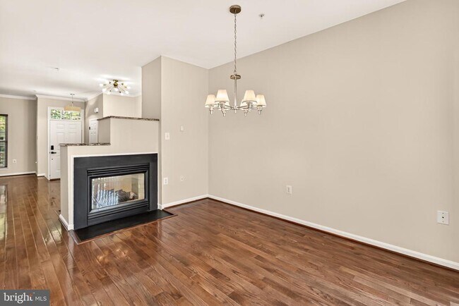 Building Photo - 6126 Madison Crest Ct
