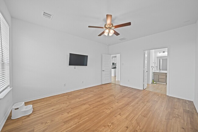 Building Photo - 2092 Terra Rose Dr