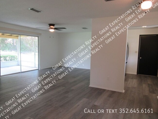 Building Photo - 3915 SW 139th St Rd