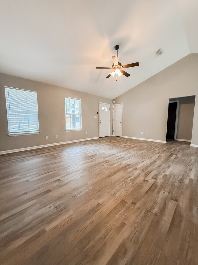 Building Photo - 28 W F Magers Rd