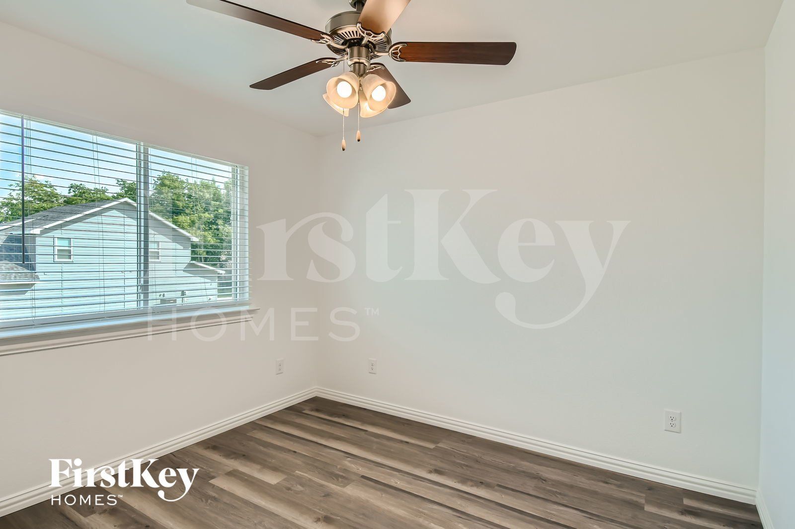 Building Photo - 7360 Parkside Pl Dr