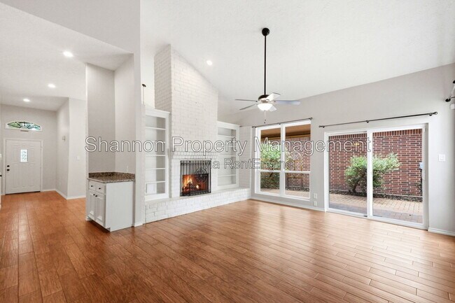 Building Photo - 7239 N Hearthstone Green Dr