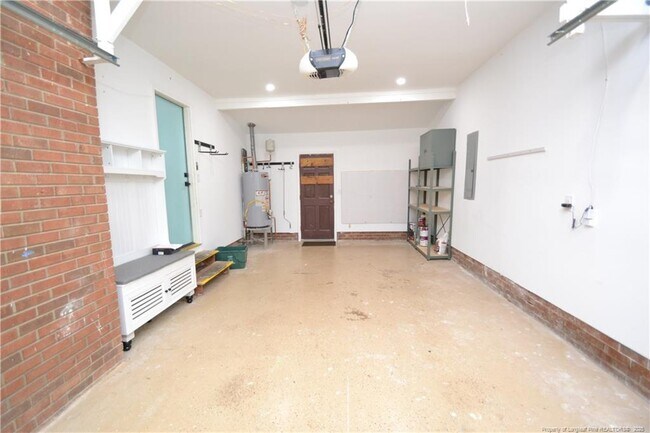 Building Photo - 1436 Lake Pine Dr