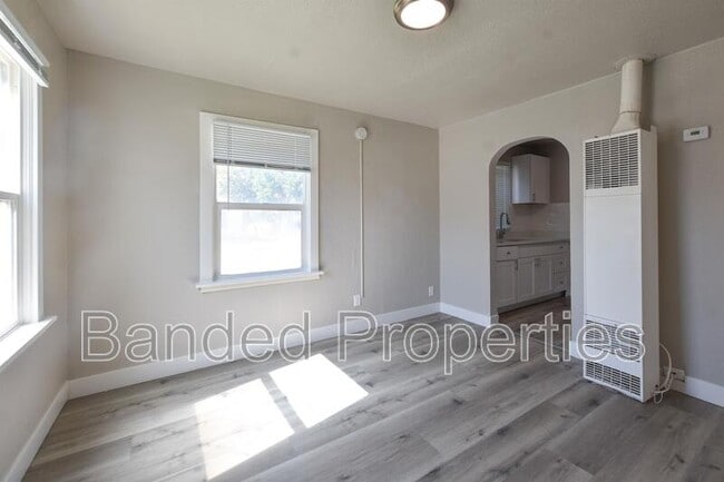 Building Photo - 8630-8644-8644 W 2800 S