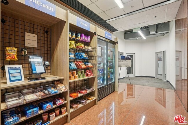 Building Photo - 1100 Wilshire Blvd