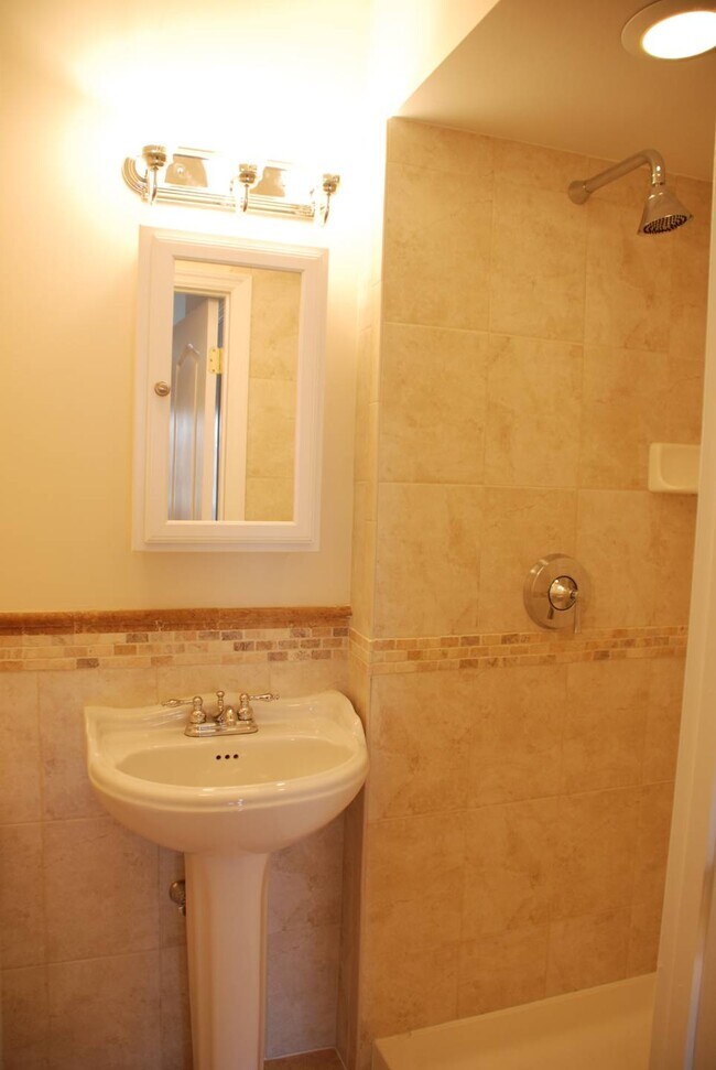 Building Photo - 1831 83rd St