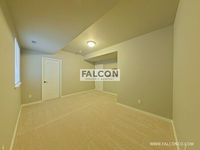 Building Photo - 8193 Winding Passage Dr