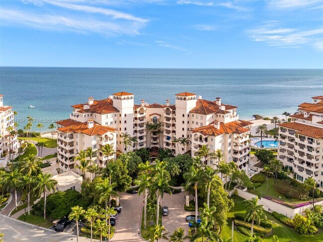 Building Photo - 7471 Fisher Island Dr