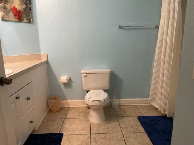 Building Photo - 8836 Coral Palms Ct
