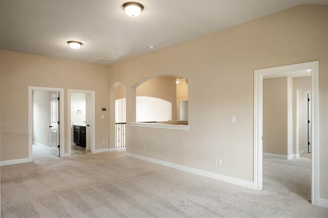 Building Photo - 5809 Viejo Dr