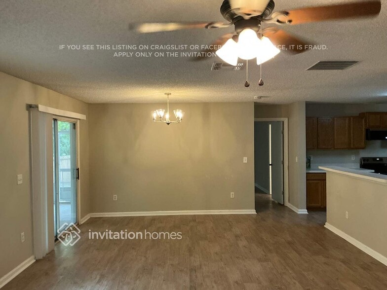 Building Photo - 13581 Ashford Wood Ct E