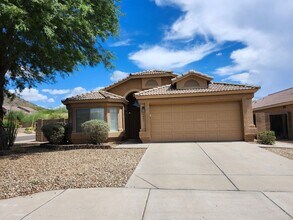 Building Photo - 3bedrom 2 bath