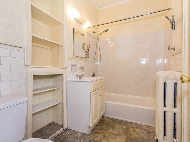 Building Photo - 25 Westbourne Terrace