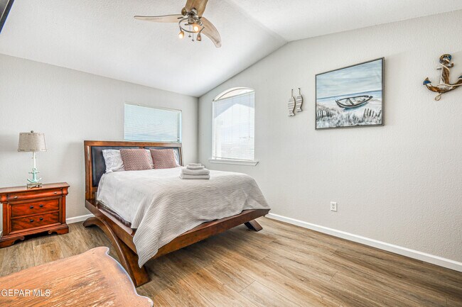 Building Photo - 1627 Brillo Del Sol Ct