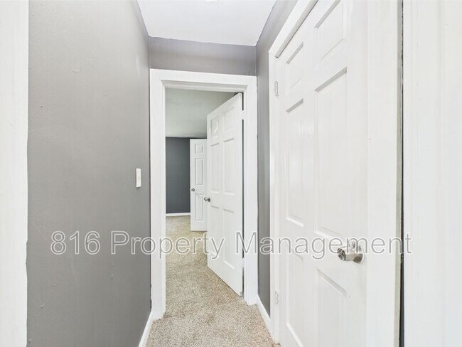 Building Photo - 3354 Jackson Ave