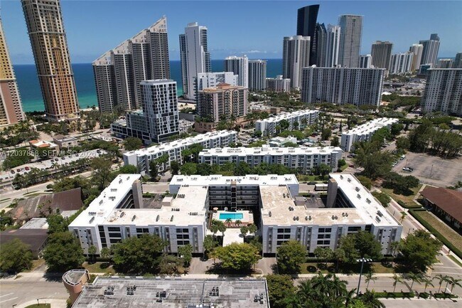 Building Photo - 201 178th Dr