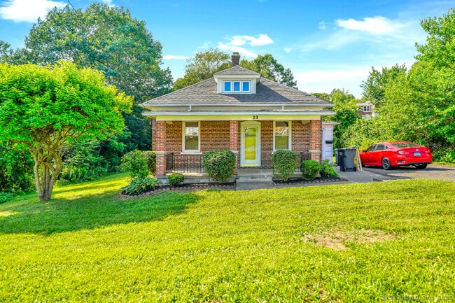 Primary Photo - 29 Hazelhurst Ave