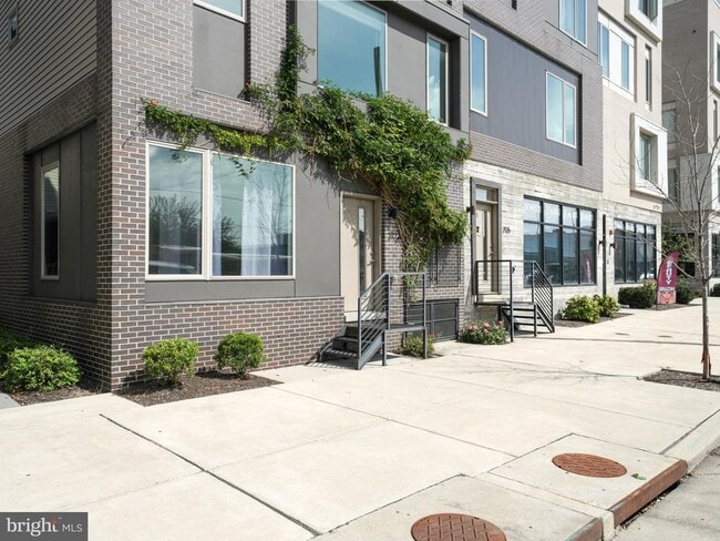 Building Photo - 2123 E Lehigh Ave