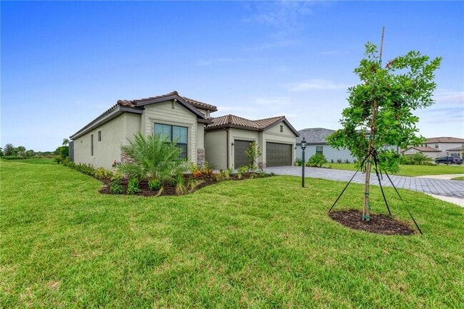 Building Photo - 16464 Whale Grey Pl