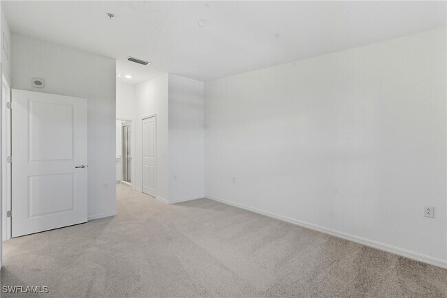Building Photo - 15155 Bluffton Ln