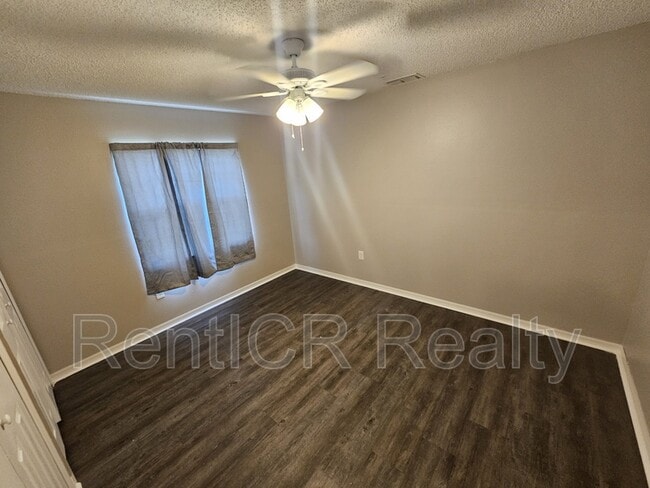 Building Photo - 4371 Azora Rd