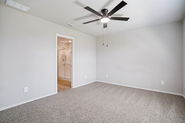 Building Photo - 5509 Flannel Ln