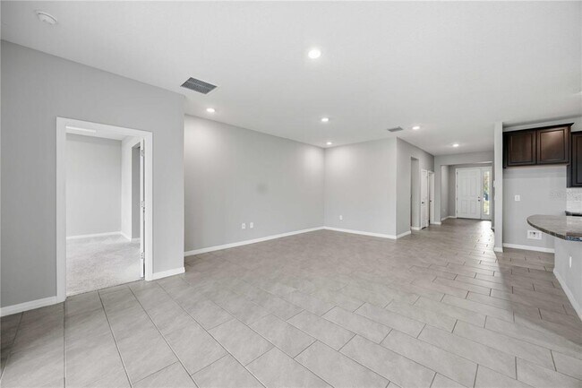 Building Photo - 5719 Woodland Sage Dr