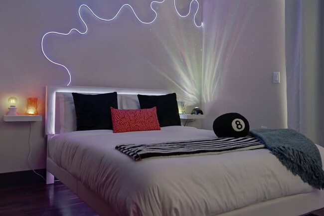 Building Photo - 9127 Research Blvd