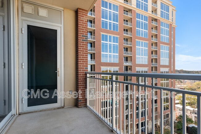 Building Photo - 1820 Peachtree St NW