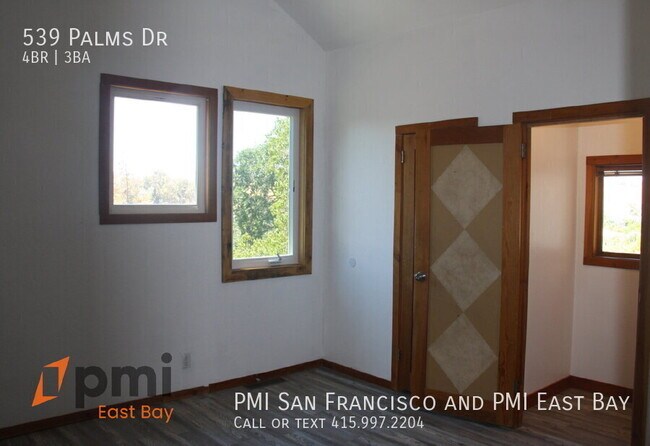 Building Photo - 539 Palms Dr