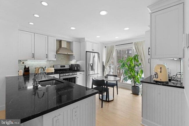 Building Photo - 11433 Heritage Oak Ct