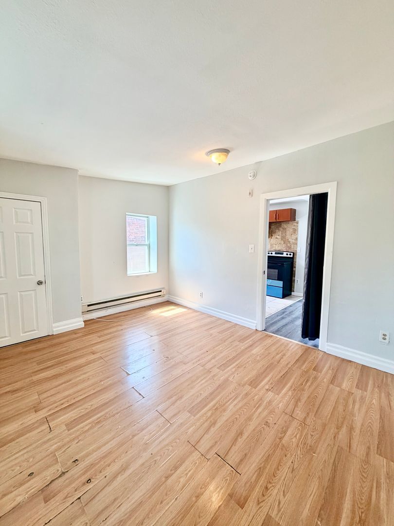 Building Photo - 1514 Arrott St