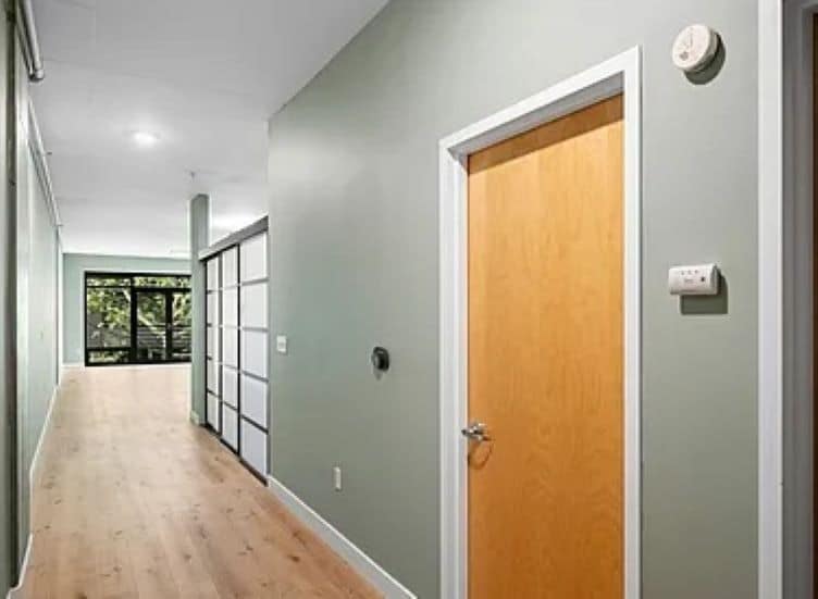 Expansive hallway to Living room - 1111 S Grand Ave