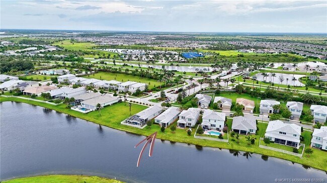 Building Photo - 10214 SW Captiva Dr
