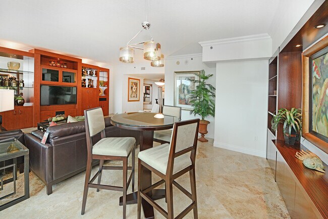 Building Photo - 3740 S Ocean Blvd