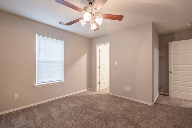 Building Photo - 4071 W Santa Maria Ln